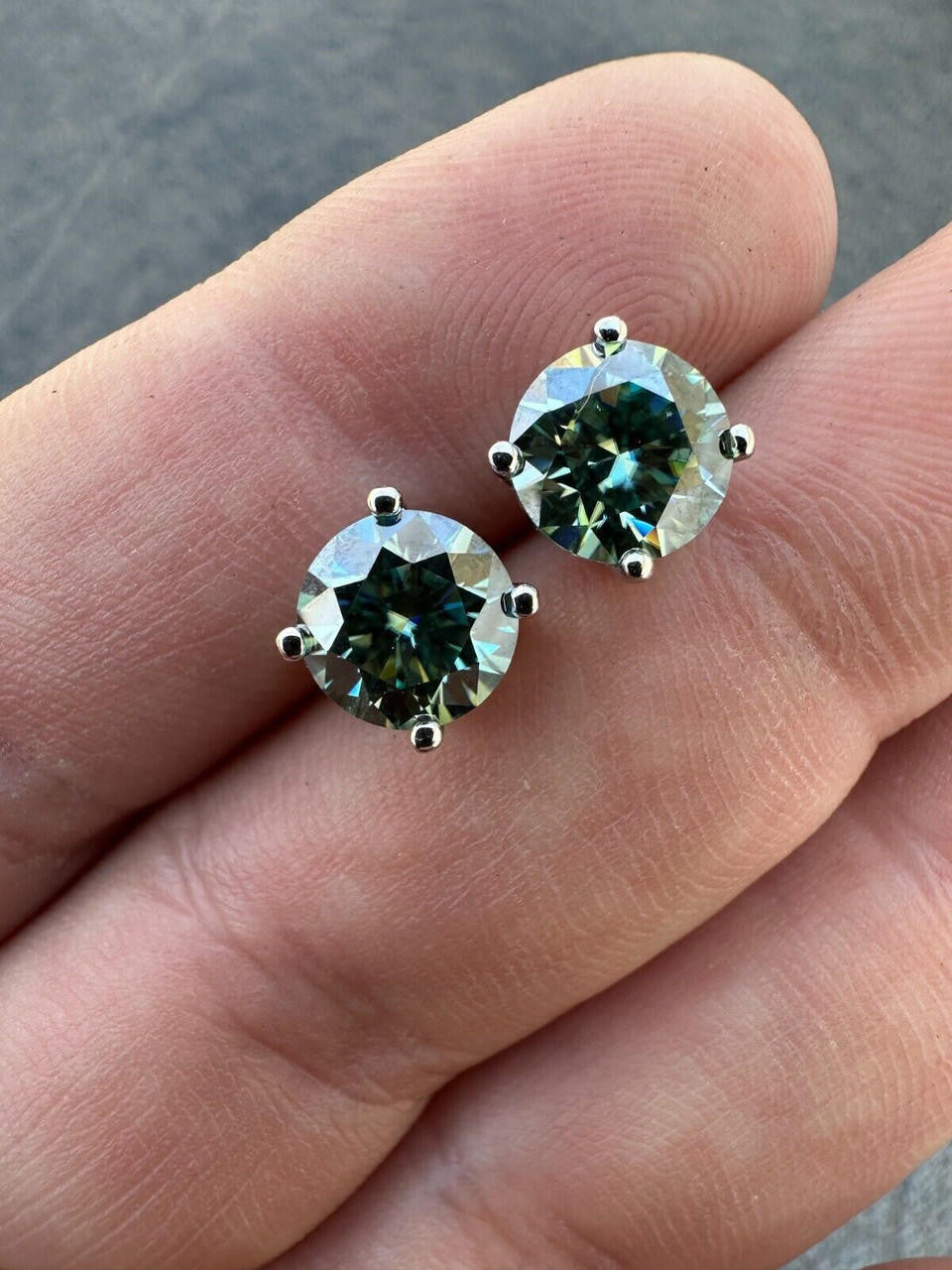 Tiffany Blue Green MOISSANITE Solitaire Stud Earrings - 925 Silver - 3mm-8mm - 0.2-4ct
