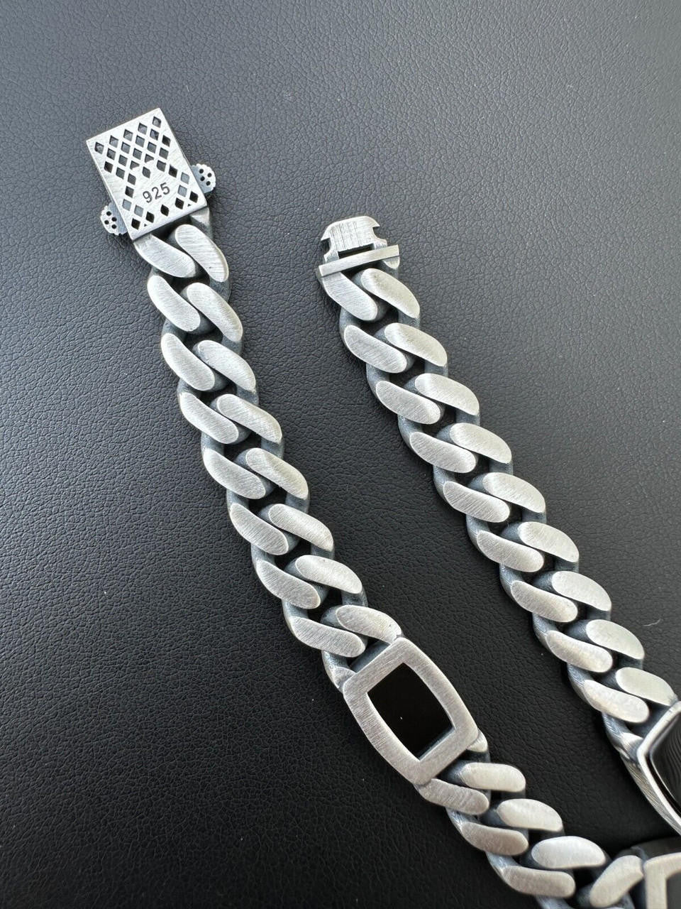 Miami Cuban Bracelet W. 3 Natural Black Onyx Gemstone Motifs - 925 Sterling Silver Oxidized Gunmetal - 7"-9" - 11mm
