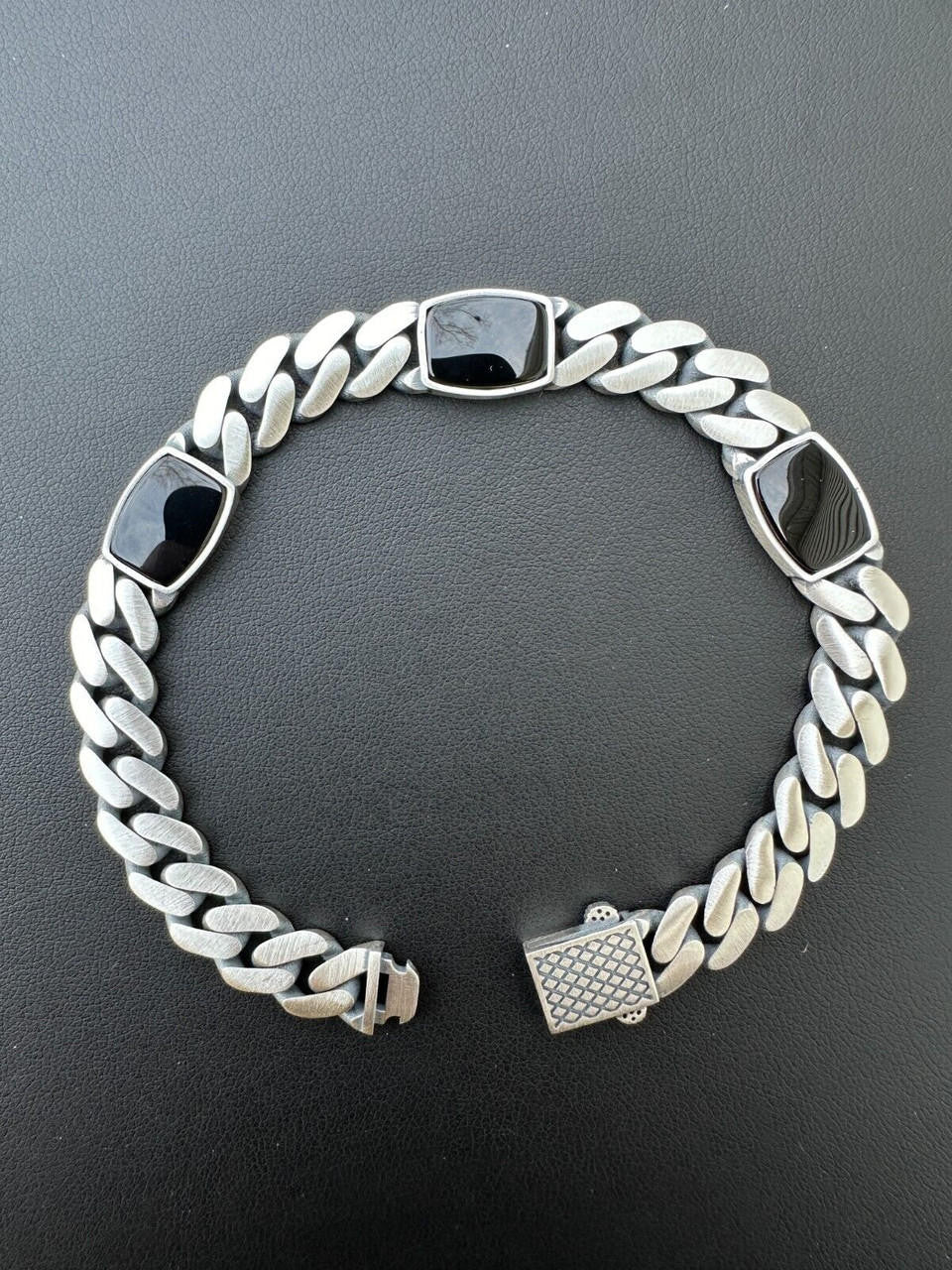 Miami Cuban Bracelet W. 3 Natural Black Onyx Gemstone Motifs - 925 Sterling Silver Oxidized Gunmetal - 7"-9" - 11mm
