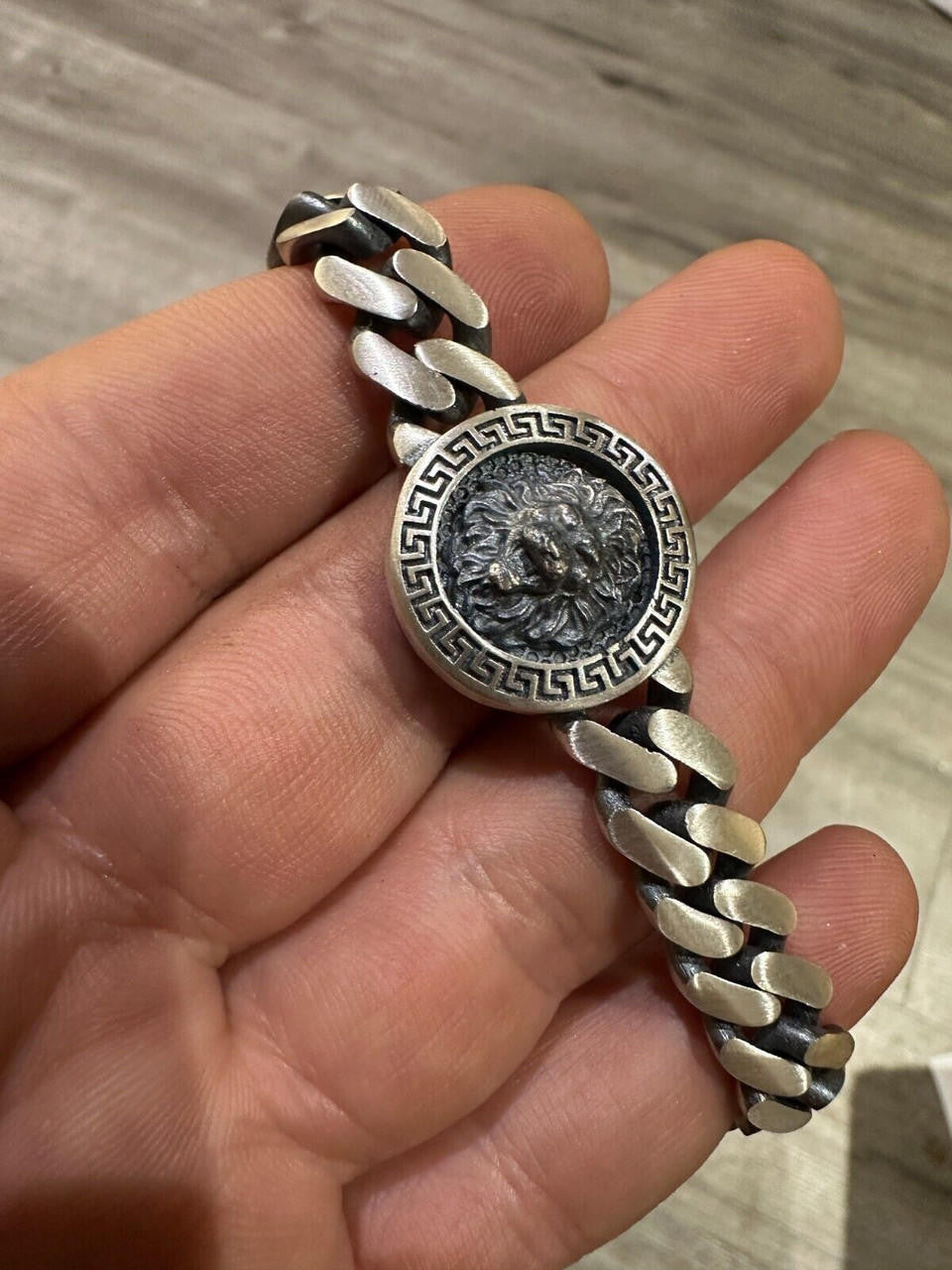 Miami Cuban Bracelet W. Lion Motif - 925 Sterling Silver Oxidized Gunmetal - 7"-9" - 10.5mm