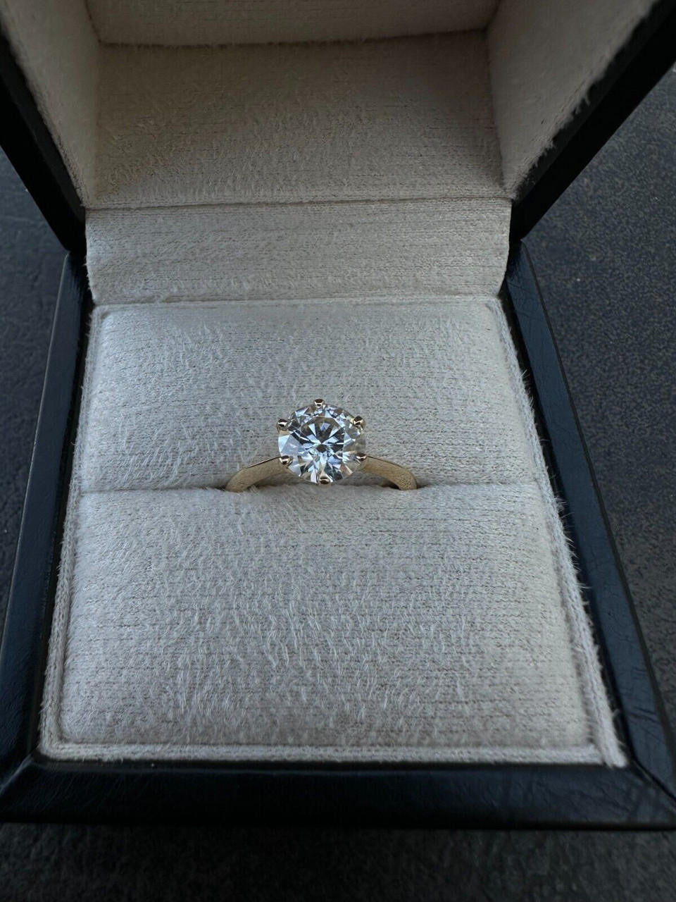 MOISSANITE Classic Solitaire Engagement Ring - 14k Yellow Gold - 2ct