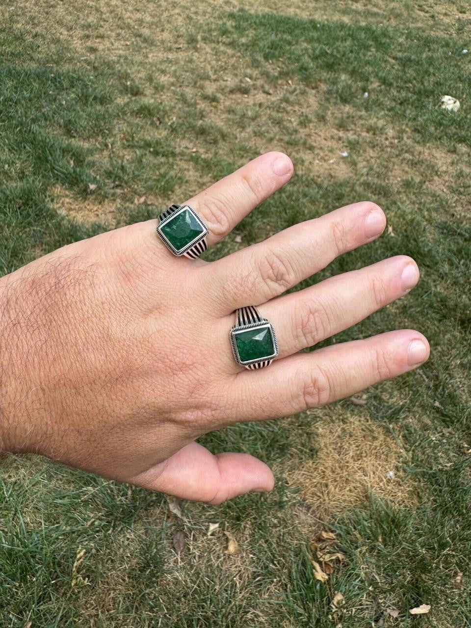 Royalty Ring - 925 Silver - Genuine Green Emerald Stone