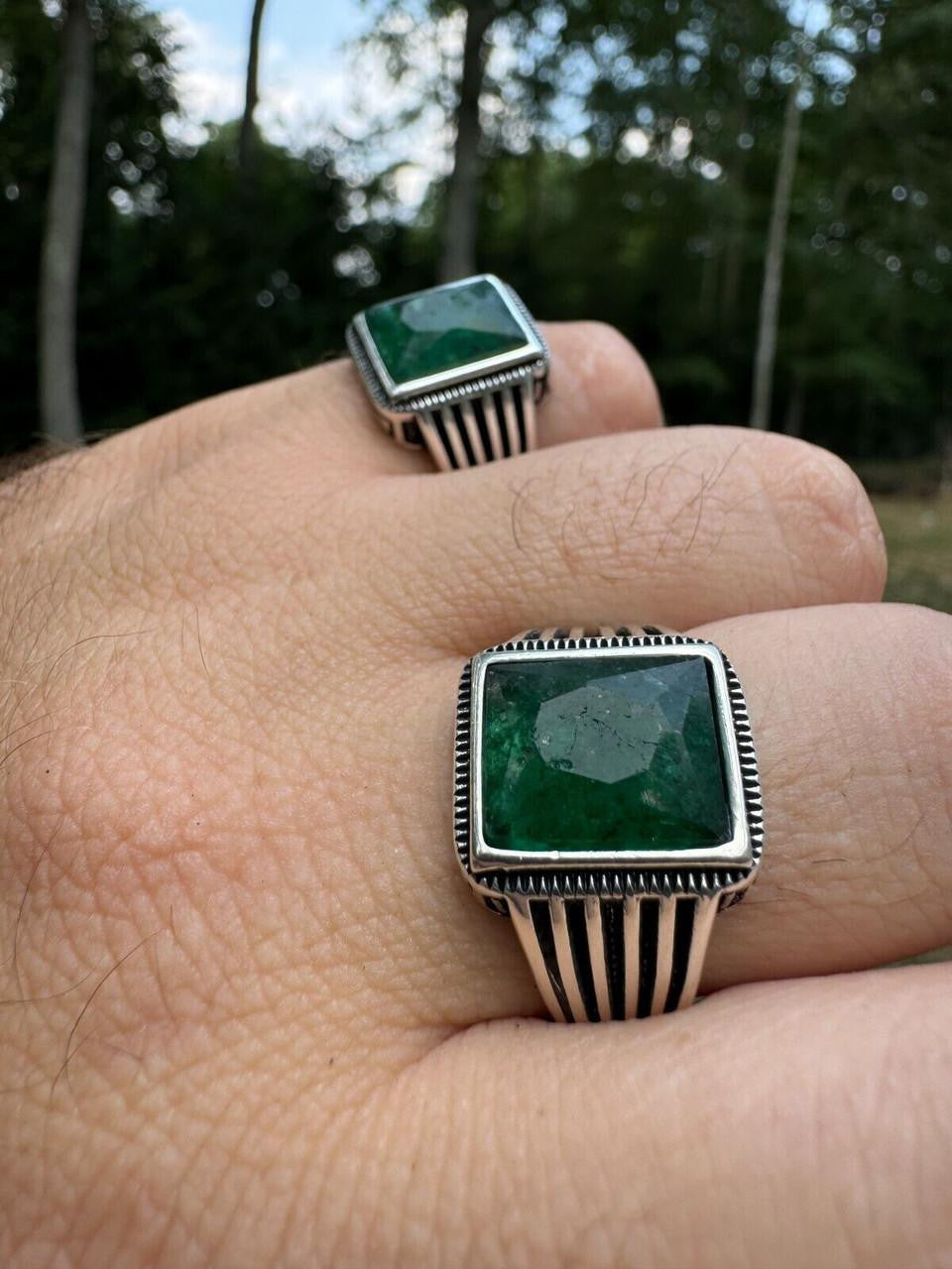 Royalty Ring - 925 Silver - Genuine Green Emerald Stone