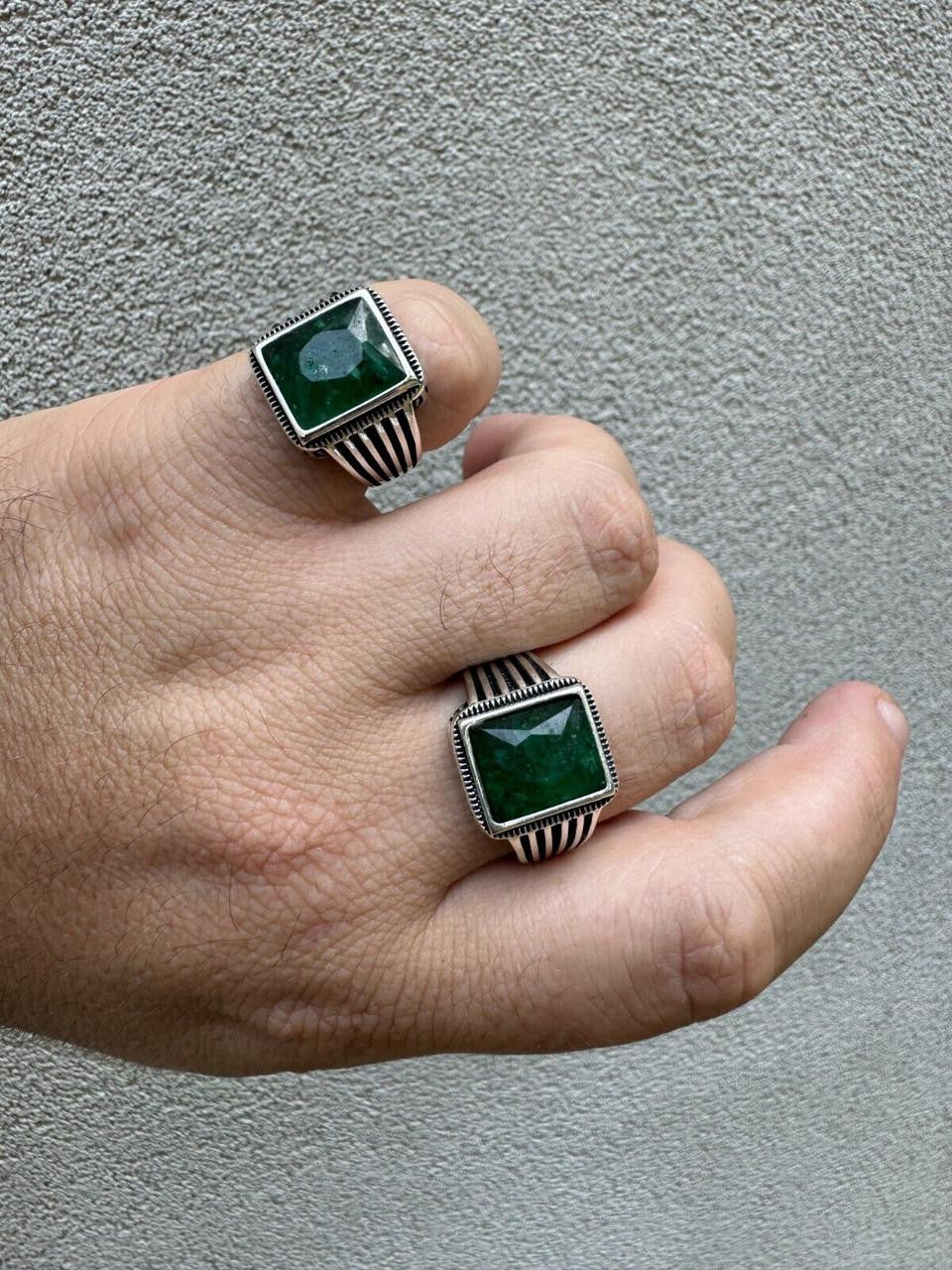 Royalty Ring - 925 Silver - Genuine Green Emerald Stone