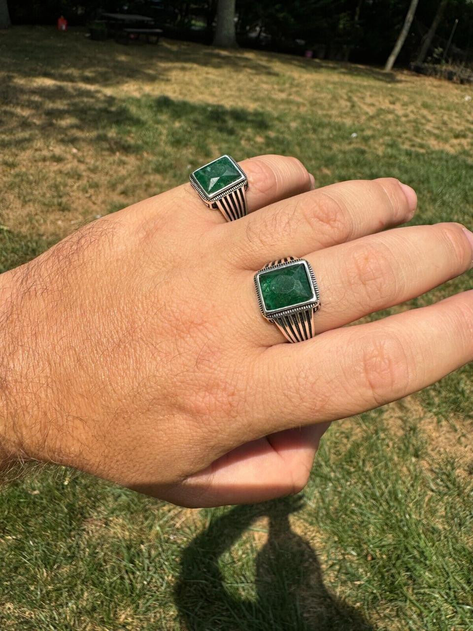 Royalty Ring - 925 Silver - Genuine Green Emerald Stone