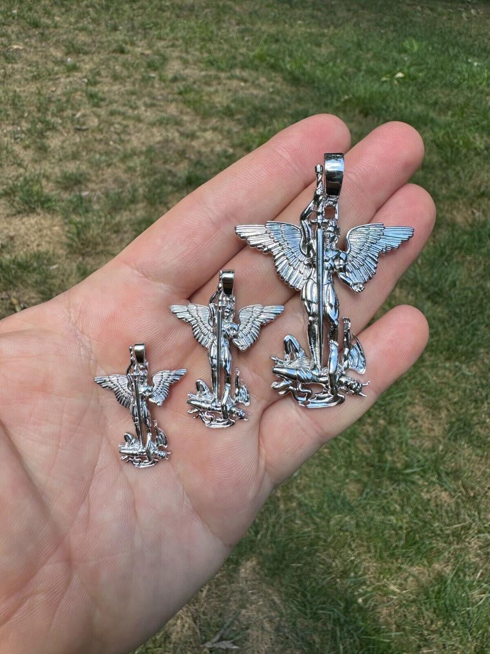 Artwork Saint St Michael Slaying Dragon Archangel Pendant - 925 Silver - 3 Sizes 1"-3"