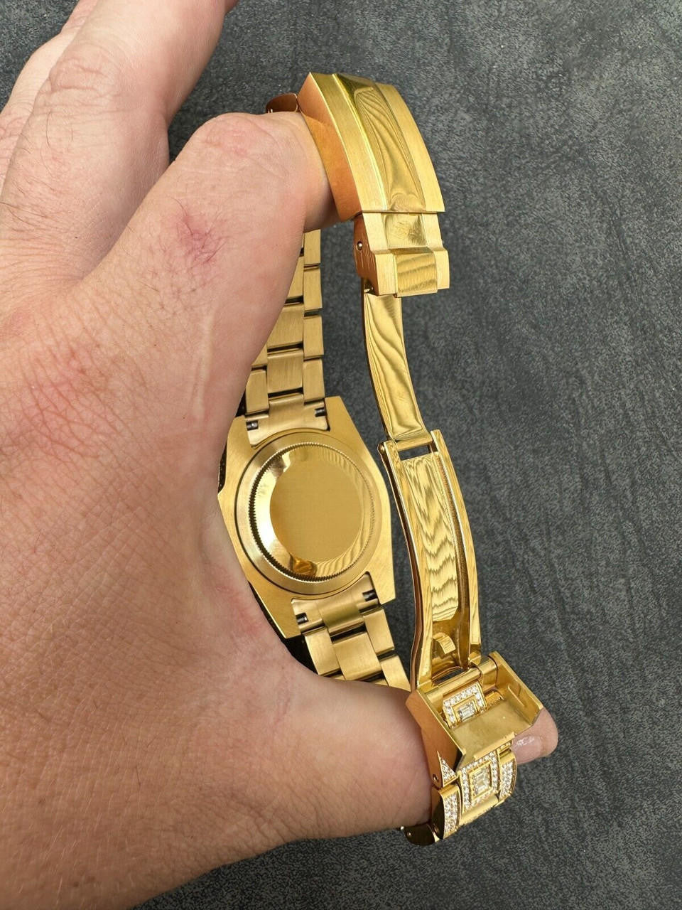 SUMMER 2023 WAVE EDITION Real Baguette MOISSANITE Mens NO ID Presidential Wave Watch Iced Gold  Hip Hop