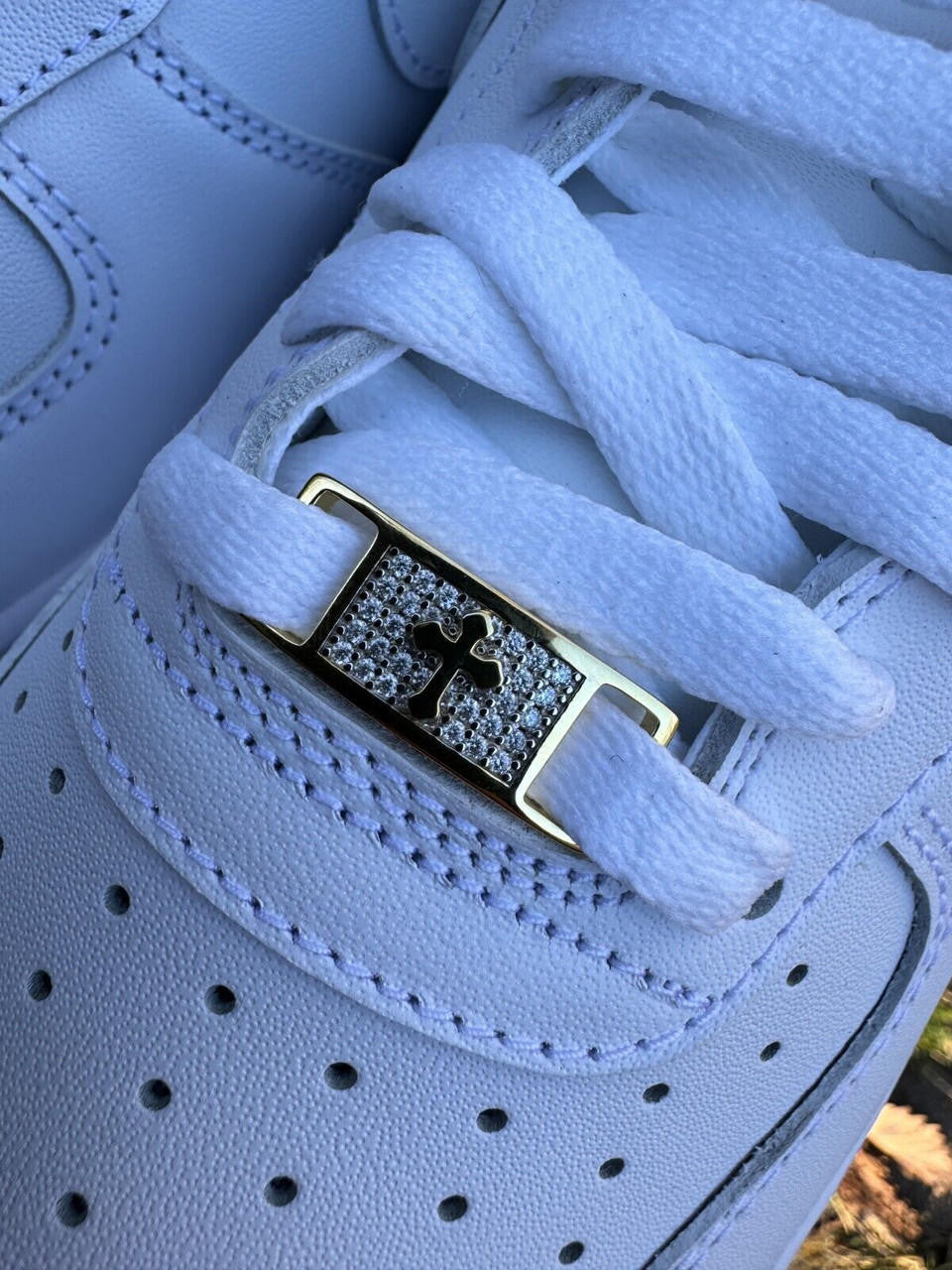 MOISSANITE Iced Out Cross Lace Locks - 14k Gold Vermeil Over 925 Silver - Great For All Sneakers: Nike Air Force 1, Jordans, & More