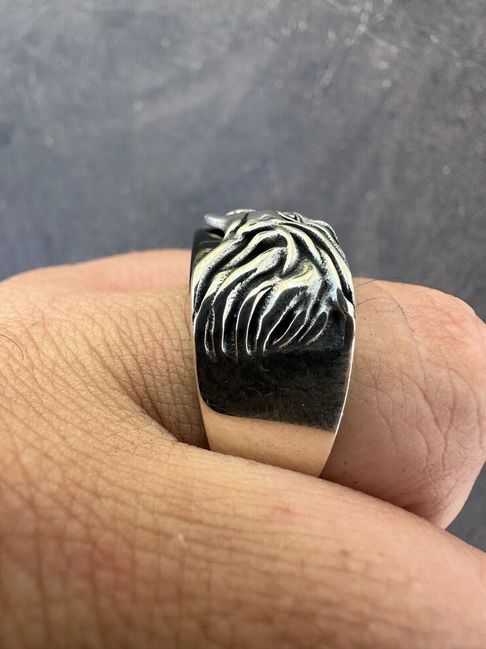 Nothern Spirits Wolf Ring - 925 Silver Oxidized - Plain